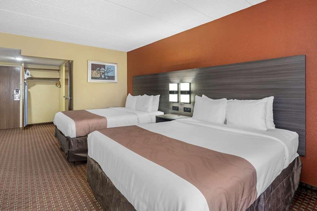 Quality Inn & Suites Lincoln Zimmer foto